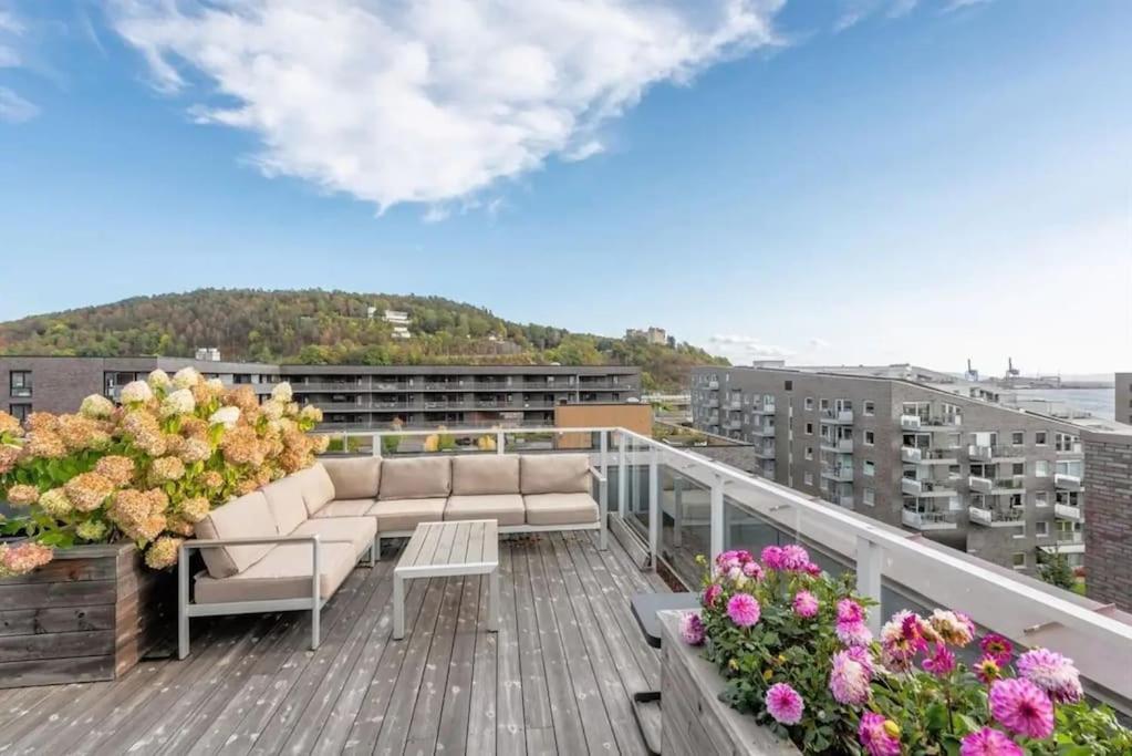 Luxury 2-bedroom With Seaview In Center Appartement